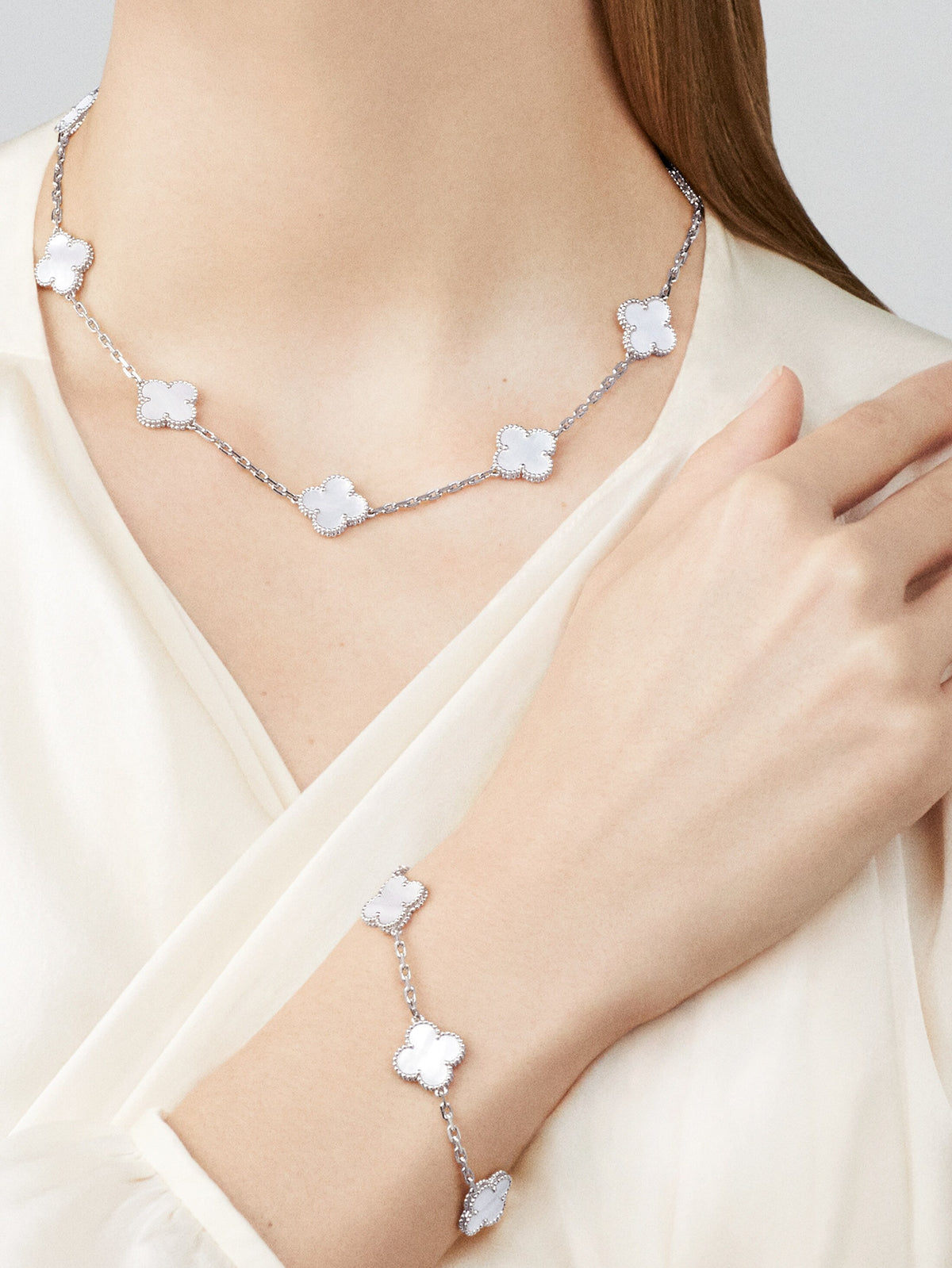 LUXE Reworked Vintage Alhambra bracelet, 5 motifs,18K white gold, Mother-of-pearl-Buy 1 Get 1 Free